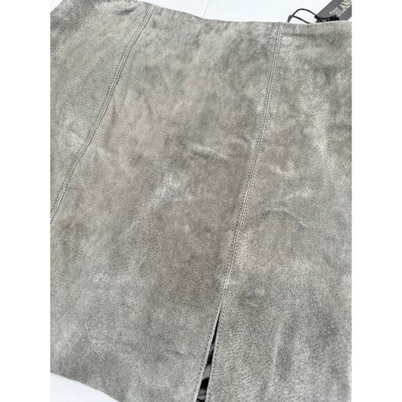 NWT Blank NYC Road Trip Mini Skirt Suede Front Slit Zip Closure Gray Size 25 - Picture 3 of 9
